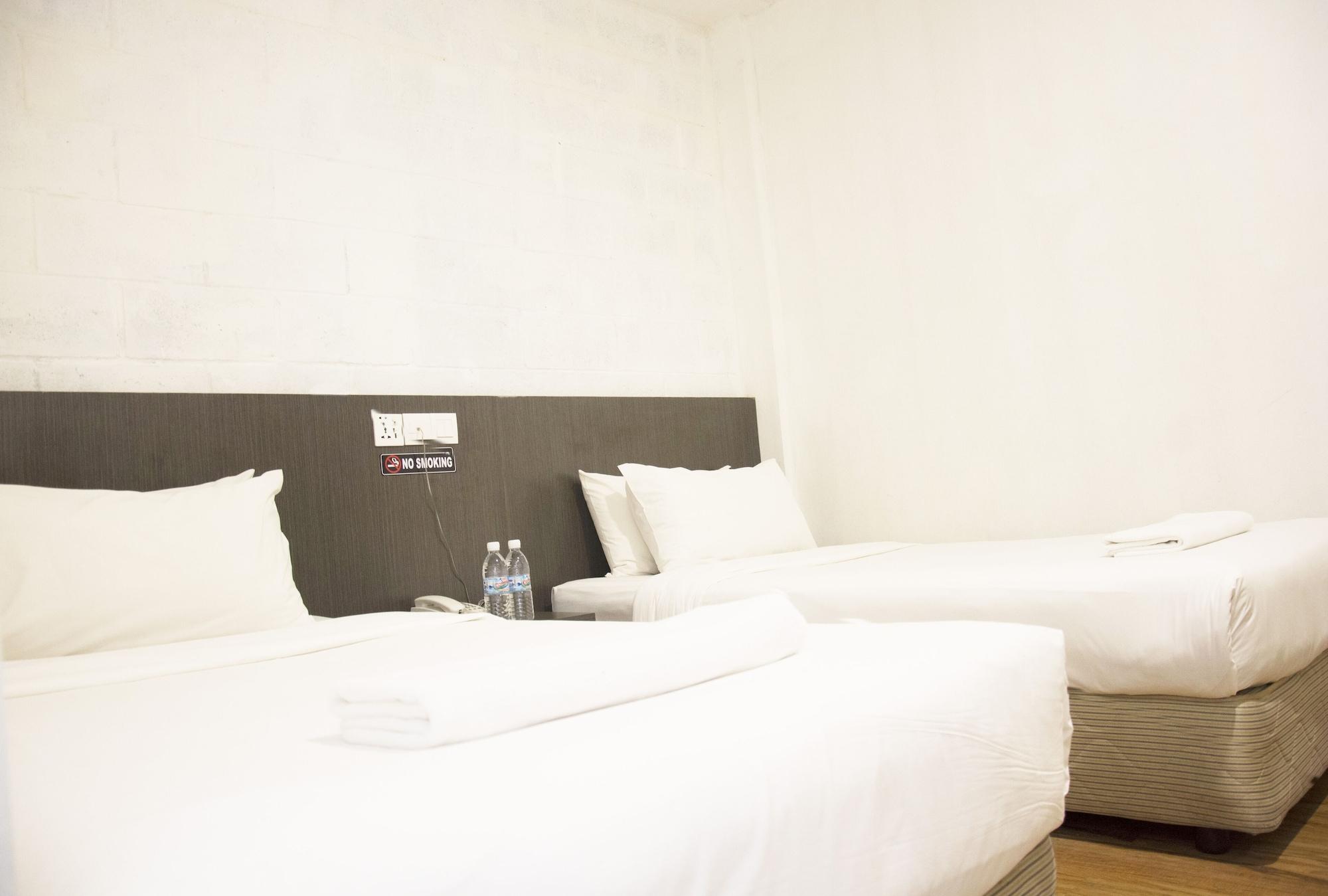 Promenade Service Apartment Kota Kinabalu Bagian luar foto
