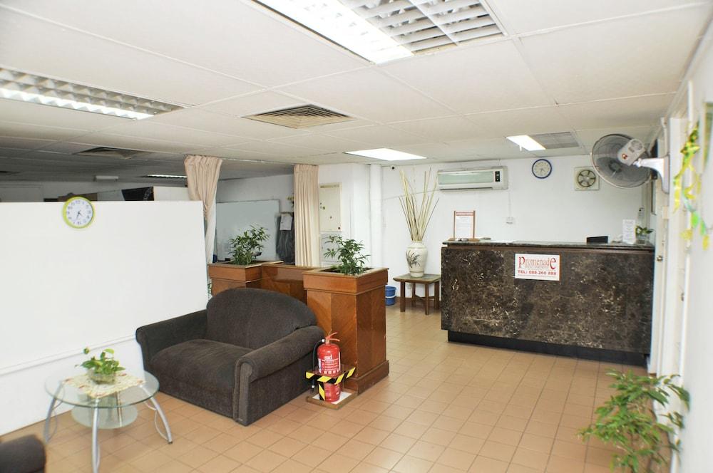 Promenade Service Apartment Kota Kinabalu Bagian luar foto