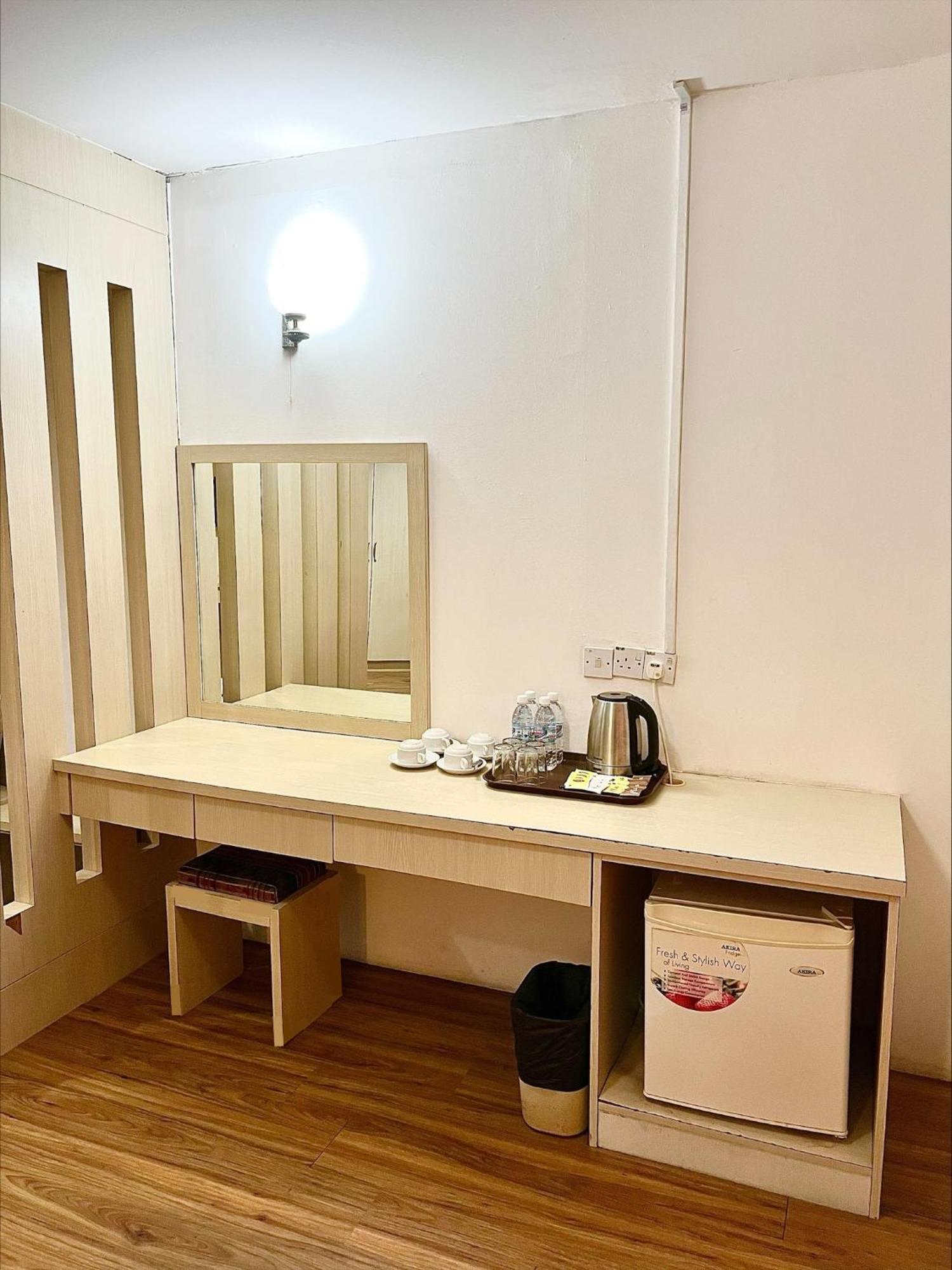 Promenade Service Apartment Kota Kinabalu Bagian luar foto